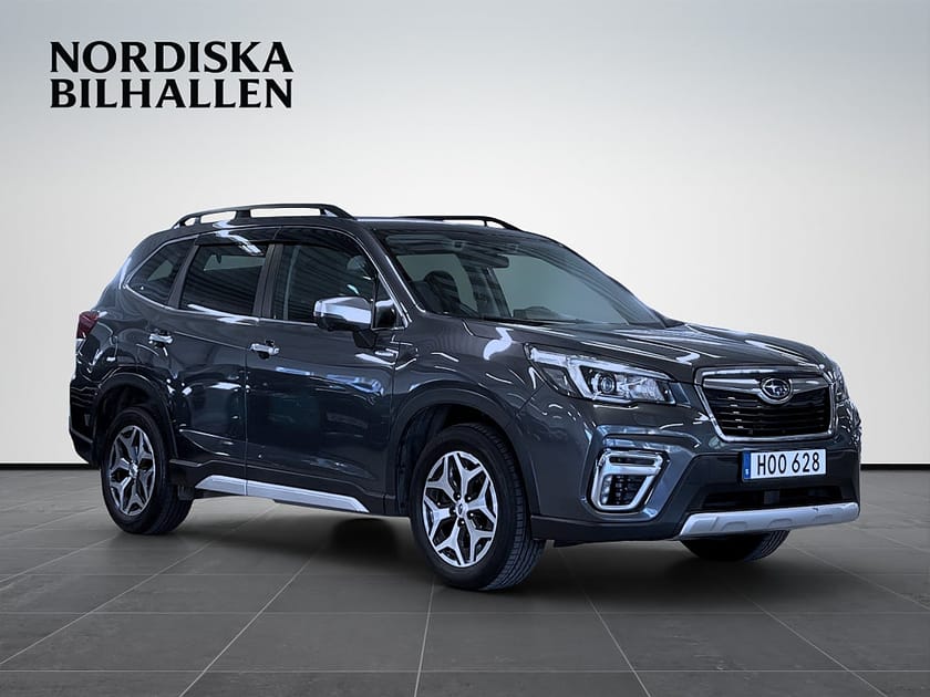 Bild 1 av Subaru Forester e-Boxer Lineartronic Ridge Drag Backkamera Apple Car