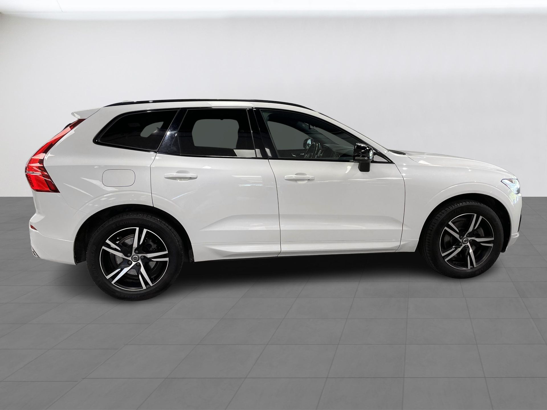 Volvo XC60 B5 AWD Diesel R-Design 2021, bild 6/27