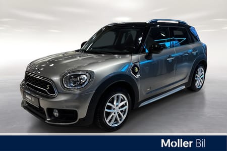 MINI Countryman Cooper SE ALL4 S E Essential