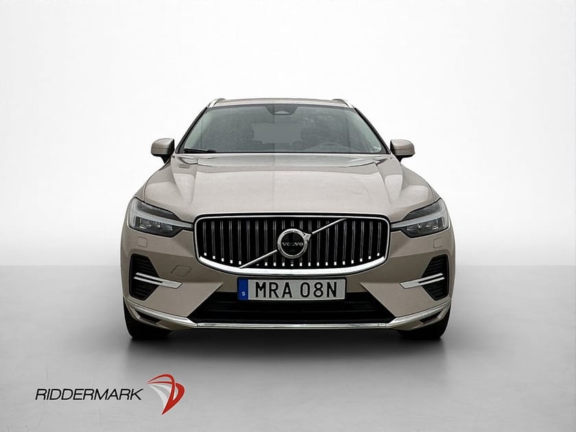 Bild 2 av Volvo XC60 Recharge T6 AWD Core Edt Pano Kamera Värmare Drag