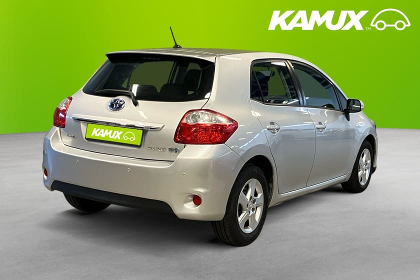 Bild 4 av Toyota Auris Hybrid e-CVT GRILL PÅ KÖPET! 136hk  Perkeringssensorer Bak