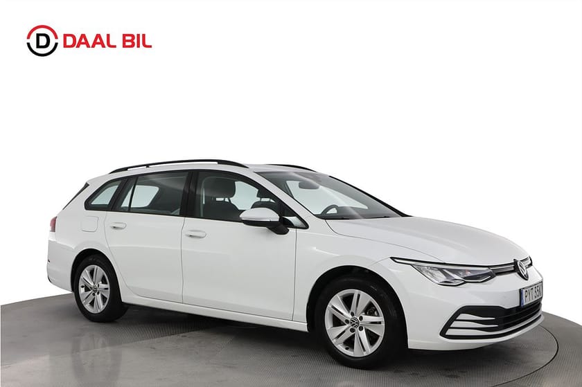 Bild 4 av Volkswagen Golf Sportscombi 1.5 eTSI 131HK COCKPIT P-SENS 3-ZON ACC