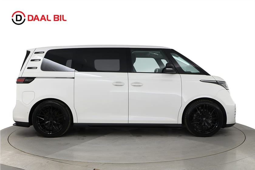 Bild 5 av Volkswagen ID. Buzz 82kWh 204HK 5 SITS PLUS P-VÄRM DRAG B-KAMERA NFC NAVI