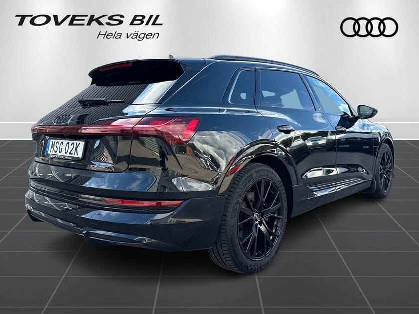 Bild 3 av Audi e-tron 55 quattro 408hk S-line/360/pano/21"