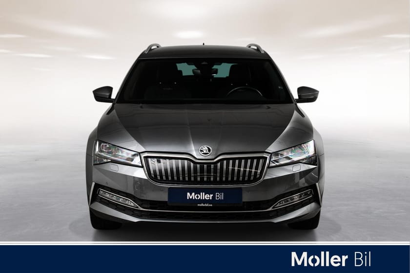 Bilde 3 av Škoda Superb iV Combi