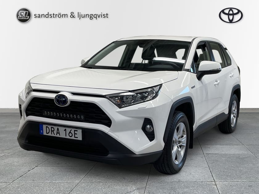 Bild 1 av Toyota RAV4 Hybrid AWD-i 2,5 ELHYBRID E-CVT LIFE (DRAGKROK)
