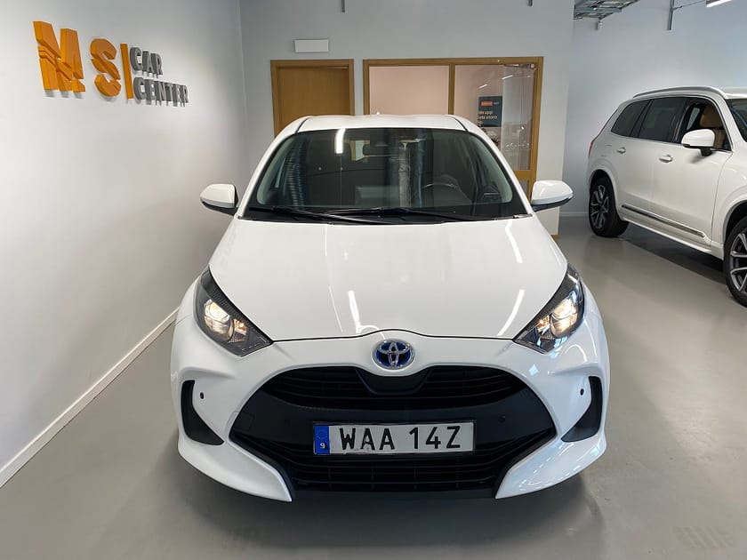Bild 2 av Toyota Yaris Hybrid CVT Active Euro 6 B-kamera Moms