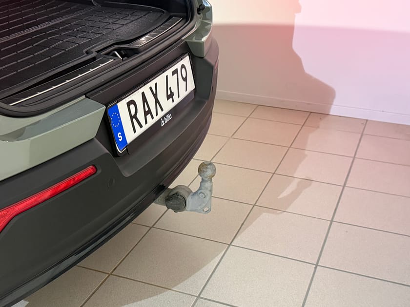 Bild 5 av Volvo C40 Recharge Extended Range Ultimate Dragkrok