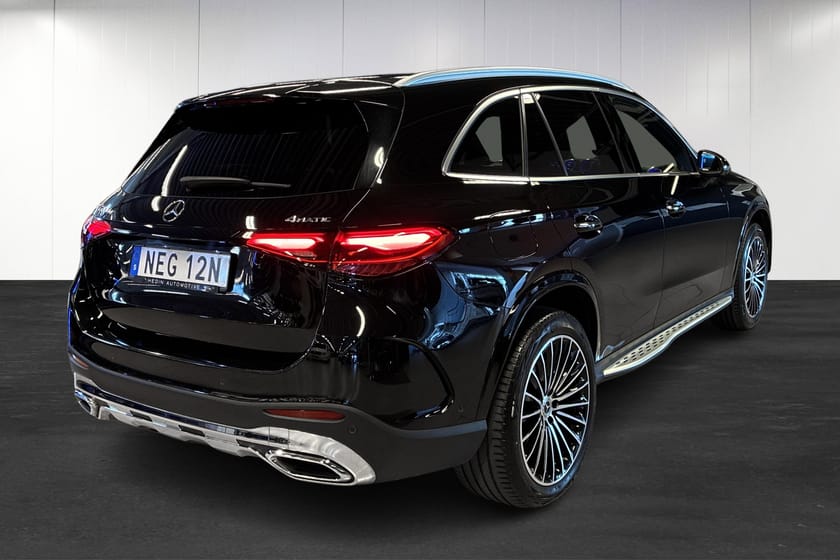 Bild 3 av Mercedes-Benz GLC 300 e 4MATIC 4M | AMG | Burmester | Pano | Drag | 360 | Minnespaket |