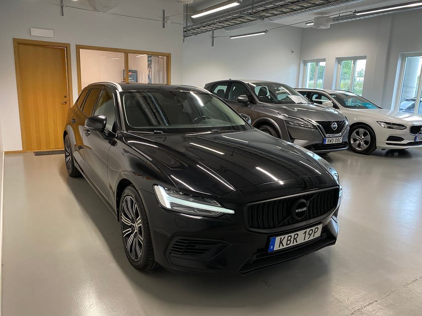 Bild 3 av Volvo V60 Recharge T6 AWD Geartronic Inscription Expression Drag