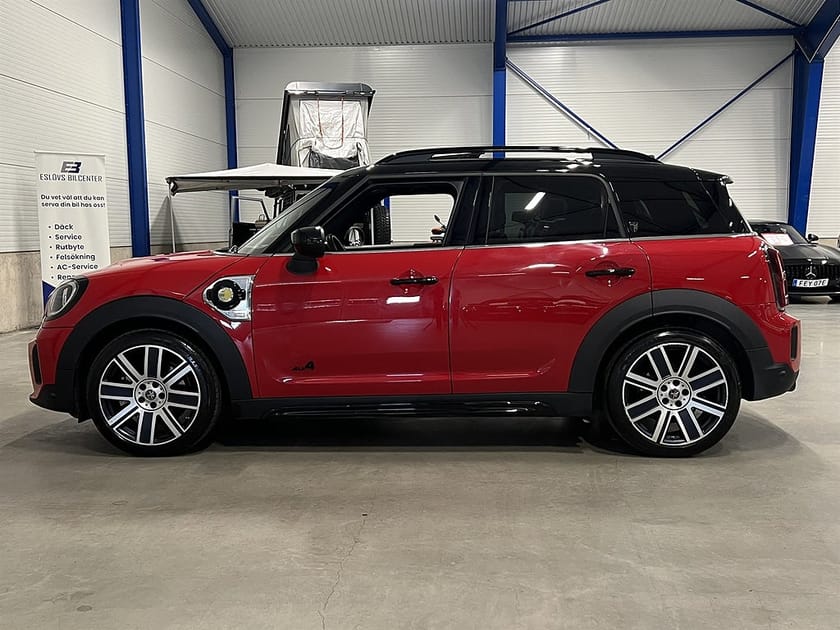 Bild 5 av MINI Countryman Cooper SE ALL4 220 HK / Panorama / HUD / harman kardon /