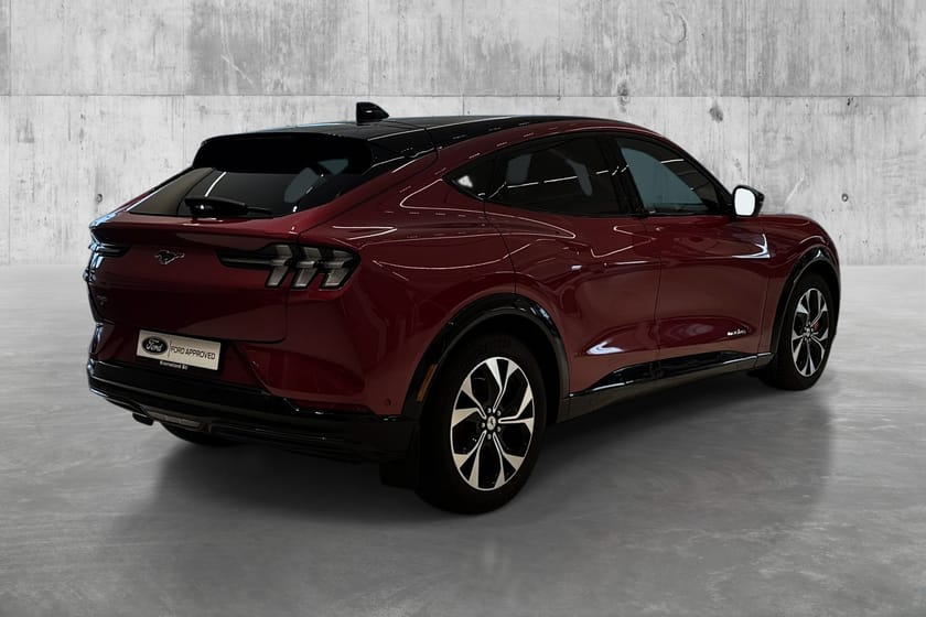 Bilde 4 av Ford Mustang Mach-E Long Range AWD PANORAMA TAK,LAV KM,CARPLAY+++