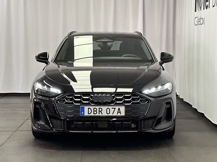 Bild 3 av Audi A5 Avant e-hybrid quattro 270kw S-line Drag/Matrix/20"