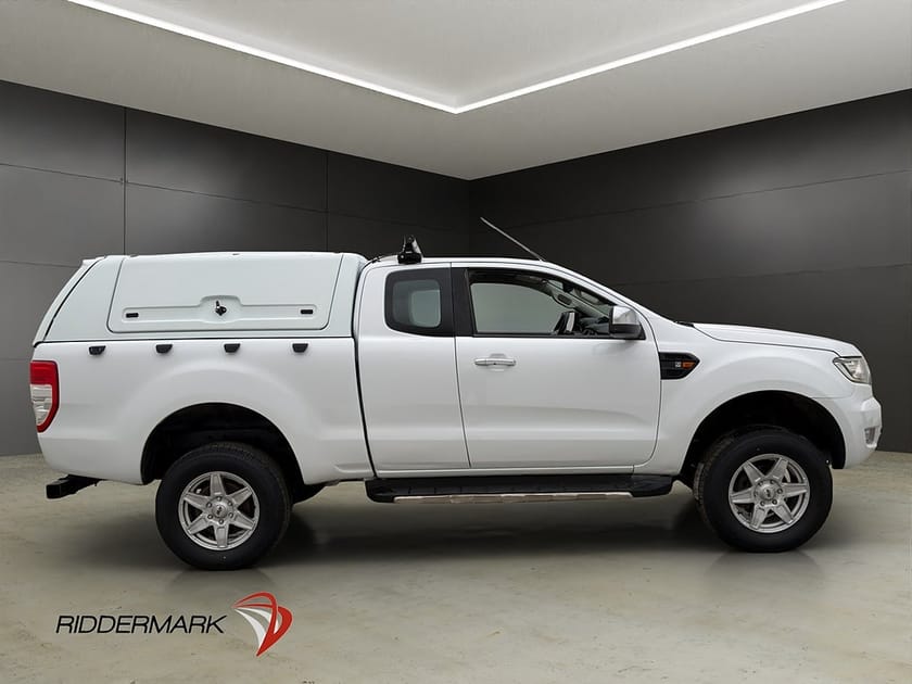 Bild 2 av Ford Ranger SuperCab XLT 2.2TDCi 4x4 Värmare Dragkrok Kåpa