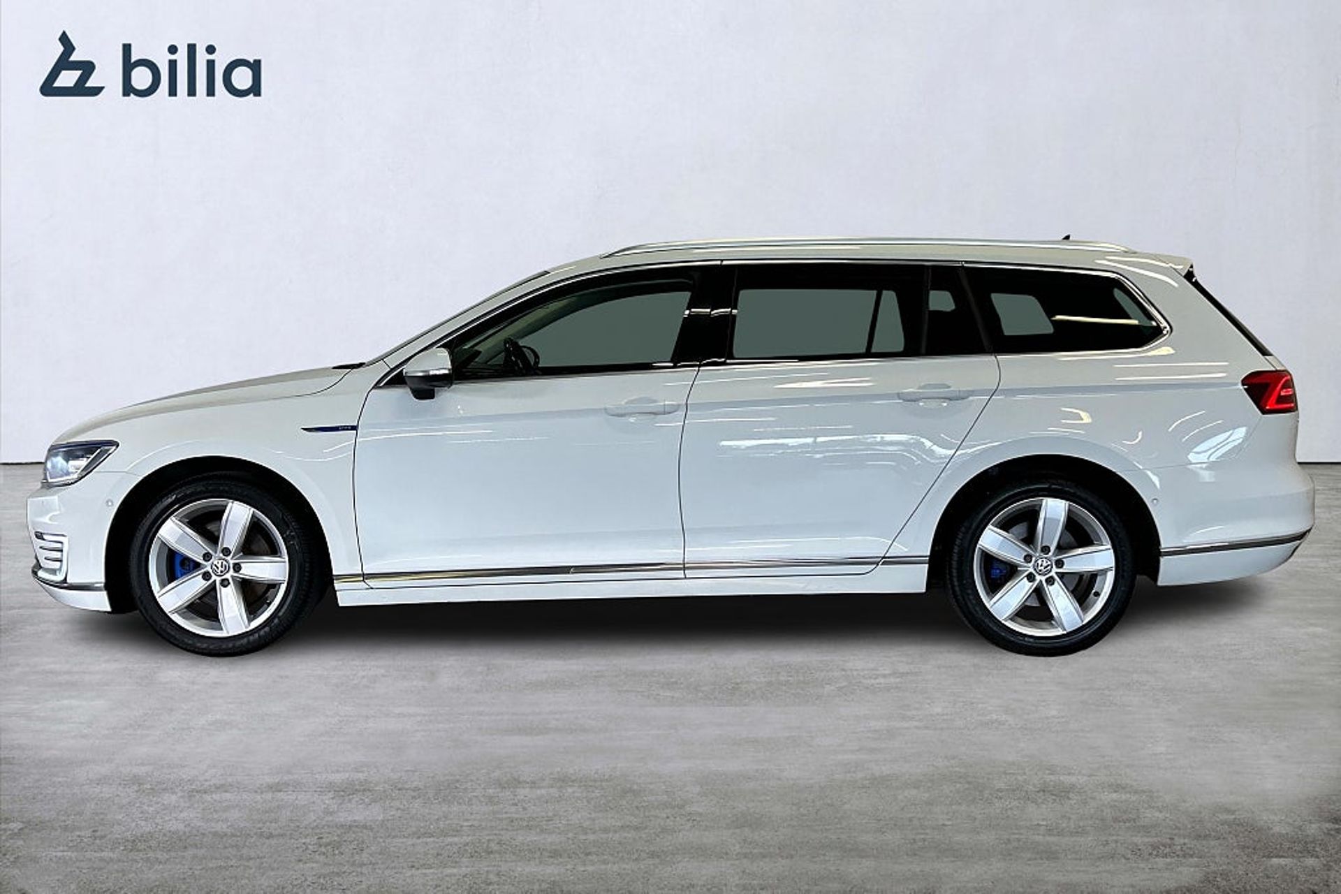 Volkswagen Passat GTE 2018, bild 4/10