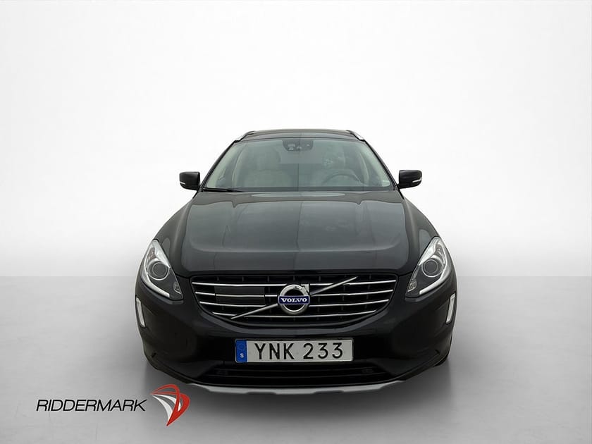 Bild 2 av Volvo XC60 D4 AWD 190hk Classic Summum Drag Skinn Värm BLIS