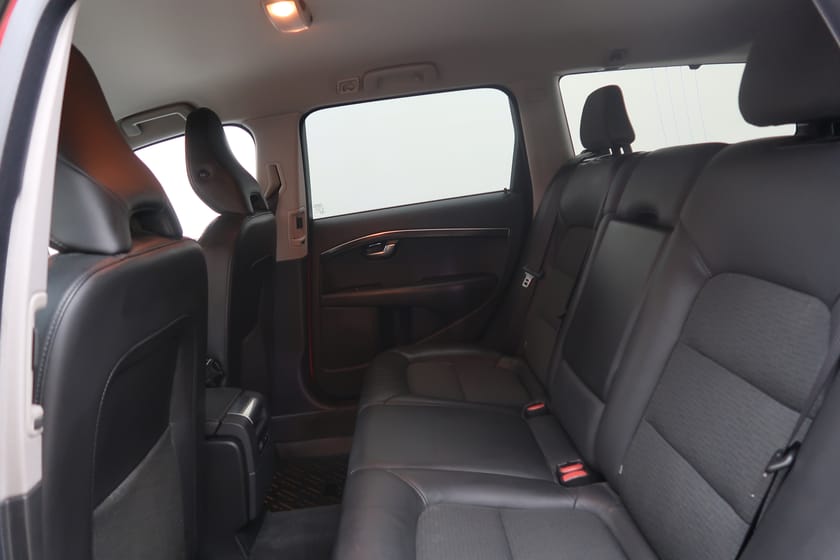Bild 5 av Volvo V70 D5 AWD Momentum Business Edition