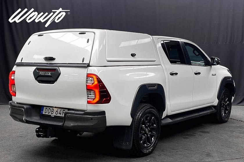 Bild 5 av Toyota Hilux Dubbelhytt DH 2.8 4WD 204HK /Drag /Kåpa /JBL