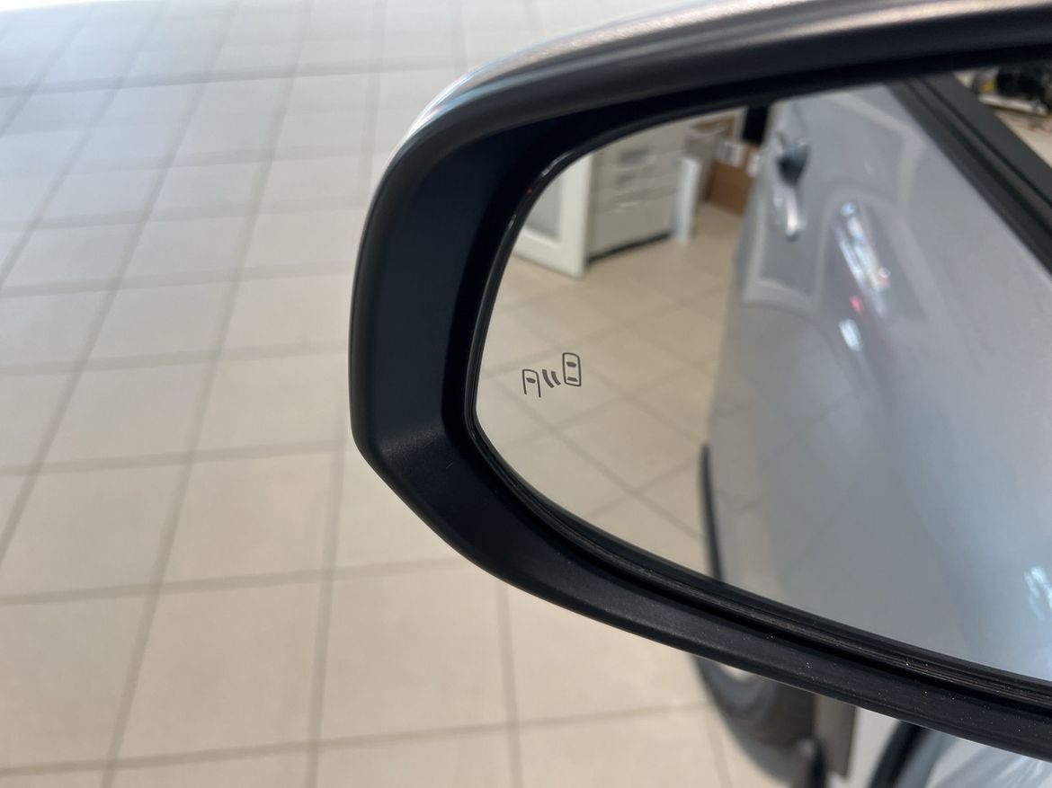 24 / 27