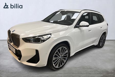 BMW iX1 xDrive30 M-Sport/360°/HuD/ACC/Drag