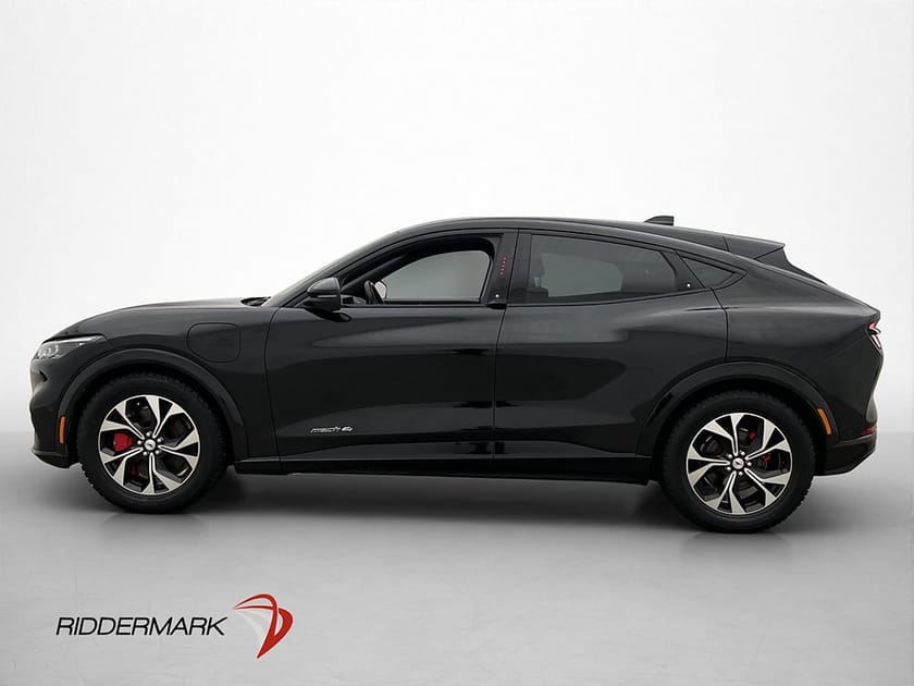 Bild 5 av Ford Mustang Mach-E Standard Range AWD B&O 360° Skinn Navi