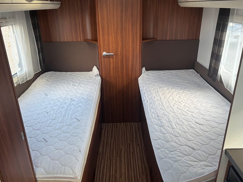 Bild 5 av Adria Mobil Coral 670 Supreme SLT * Automat & Alde *