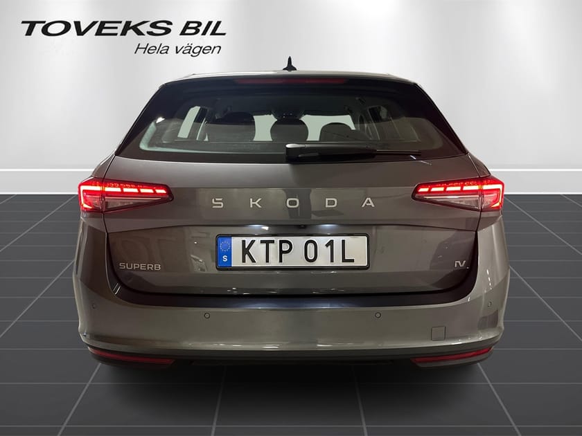 Bild 5 av Škoda Superb iV Kombi 204hk Drag Navi Kamera