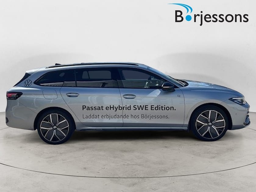 Bild 2 av Volkswagen Passat Variant eHybrid R-Line black 272hk DSG