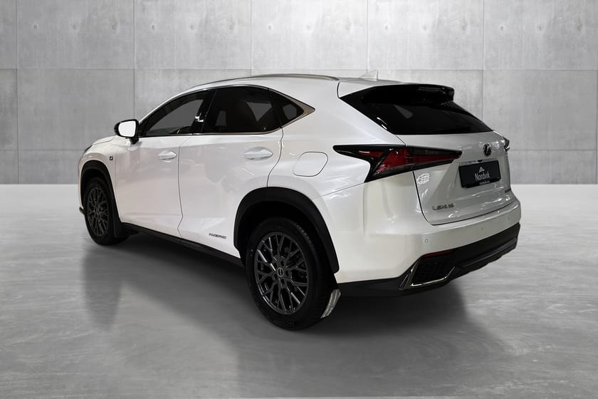 Bilde 3 av Lexus NX 300h AWD