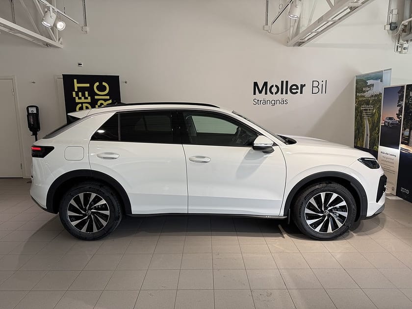 Bild 2 av Volkswagen T-Roc 1.5 eTSI 150 hk DSG7