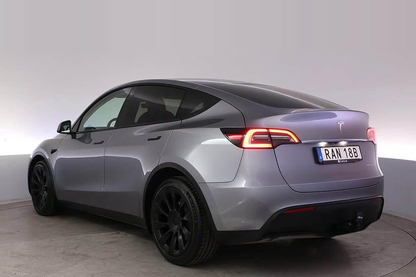 Bild 4 av Tesla Model Y Long Range AWD Uppgr. Autopilot 20" Pano Drag