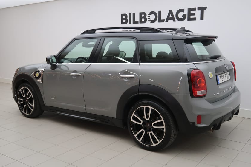 Bild 3 av MINI Countryman Cooper SE ALL4 John (224hk)/Kamera/H&K/Nav/Headsup