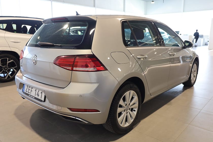 Bild 5 av Volkswagen Golf 5-dörrar 1.0 TSI AUT CarPlay PDC Pluspaket