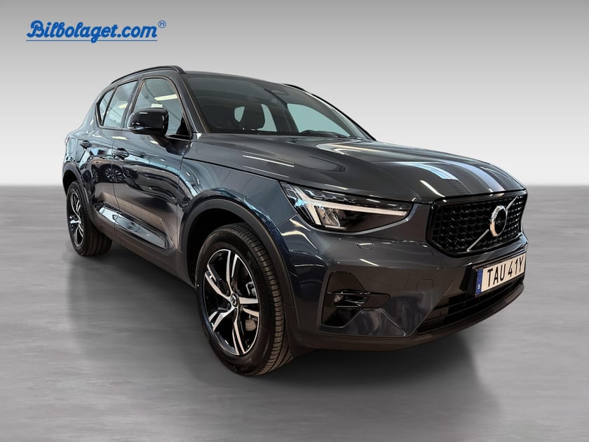 Bild 2 av Volvo XC40 B4 FWD Bensin Plus Dark
