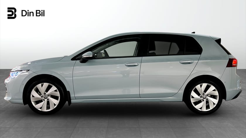 Bild 2 av Volkswagen Golf eTSI DSG Life P-värmare/Backkamera