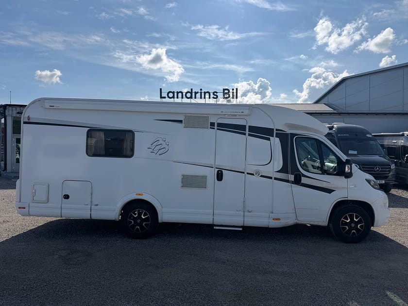Bild 2 av Knaus Campervan Fiat Sky Ti 700 * Alde & Långbäddar & Automat *