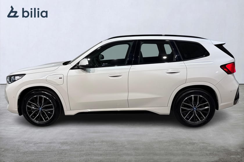 Bild 3 av BMW X1 xDrive30e xDrive 30e / M-Sport Business / HUD / 360 Kamera / Drag