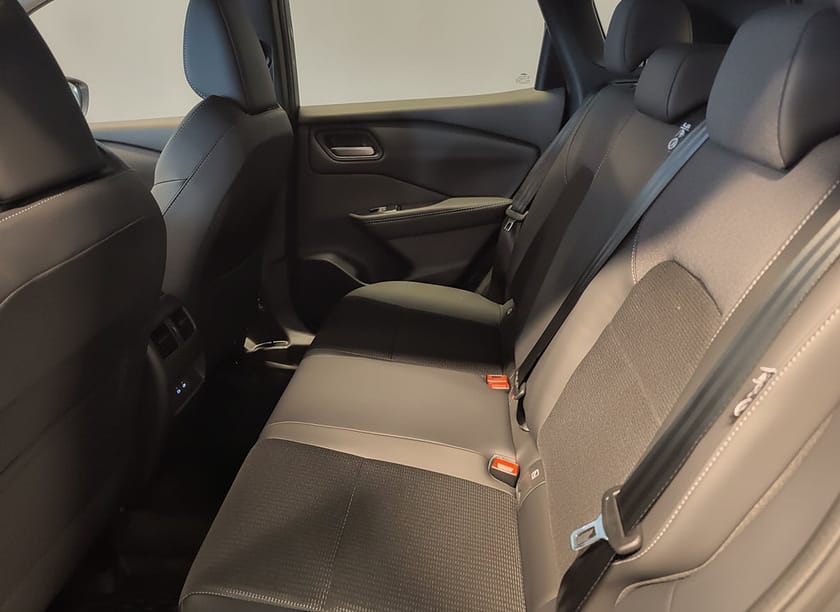 Bild 5 av Nissan Qashqai MHEV N-Connecta            – 75års KAMPANJ –