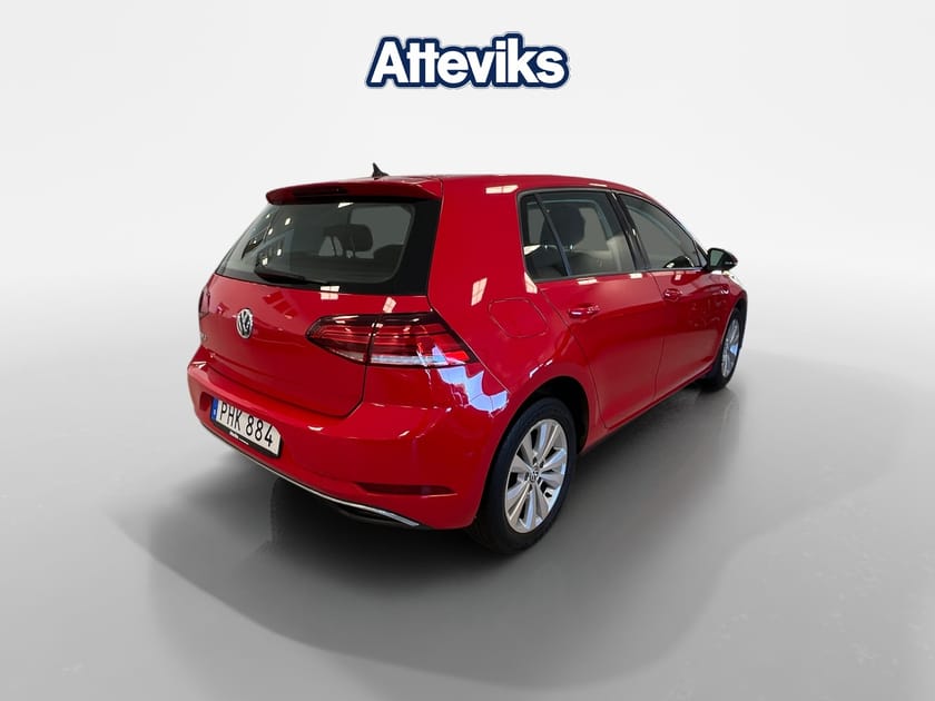 Bild 3 av Volkswagen Golf 1.0 TSI 115hk *Dragkrok/Backkamera*