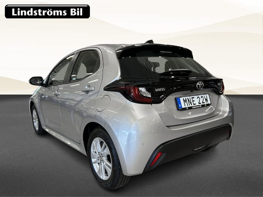 Bild 4 av Toyota Yaris Hybrid 115 1,5 5D ACTIVE KOMFORTPAKET OCH P-SENSORER V-HJUL