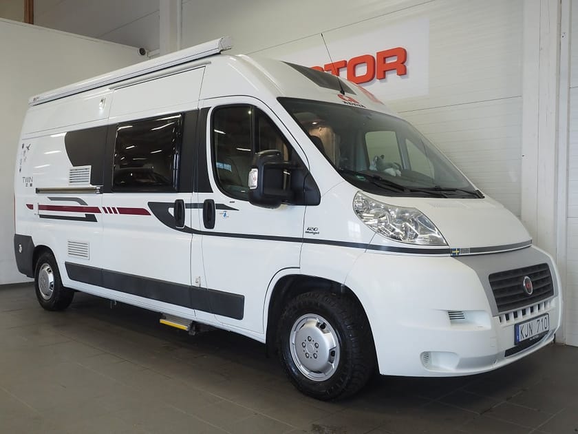 Bild 2 av Adria Mobil Twin SP 120hk | Markis | Dragkrok | Under 6m | Plåtis