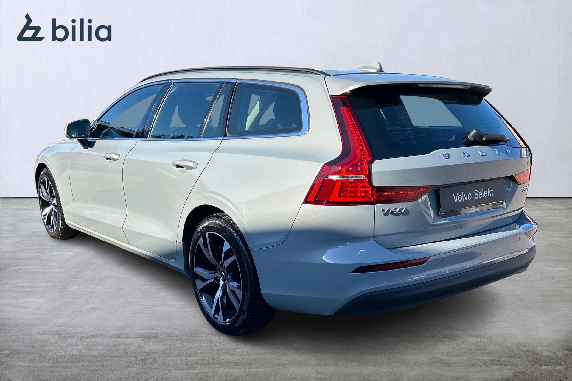Volvo V60 B4 Diesel Core 2024, bild 2/10
