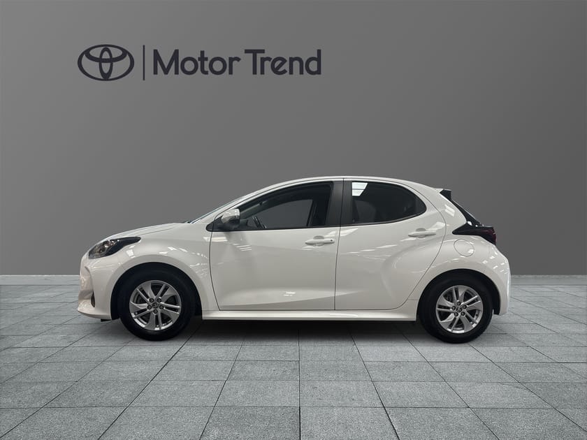 Bild 4 av Toyota Yaris Hybrid 1,5 5D ACTIVE CZ S+V-HJUL MV