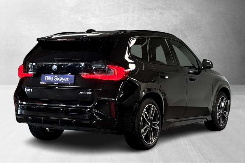 Bilde 4 av BMW iX1 xDrive30