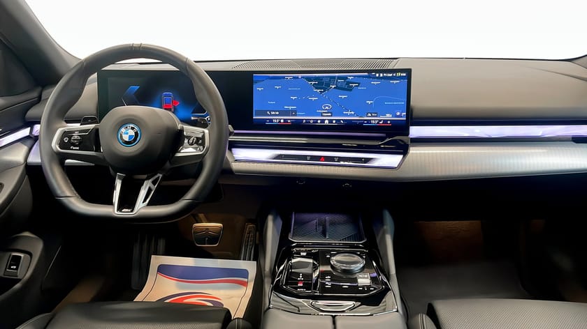 Bild 4 av BMW 530e xDrive Touring Drag H/K Rattvärme M-Sport