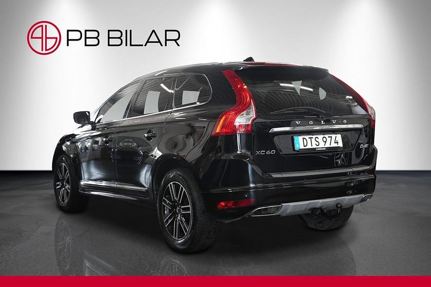 Bild 4 av Volvo XC60 D4 AWD Classic Summum Pano Läder B-kam Drag VOC BLIS
