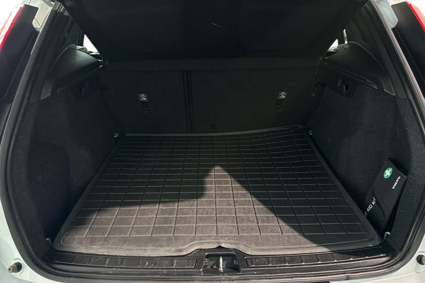 Bild 5 av Volvo XC40 D3 FWD Momentum Edition