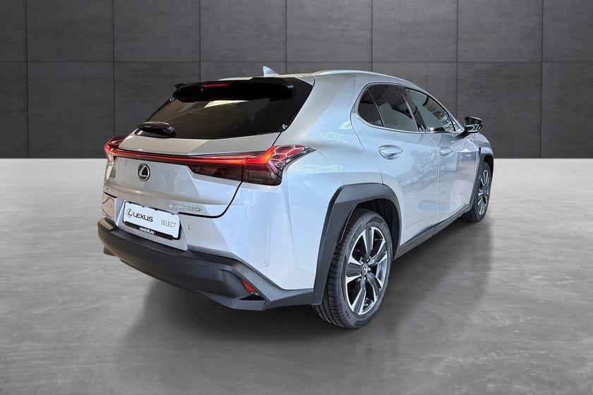 Bilde 5 av Lexus UX 250h E-Four