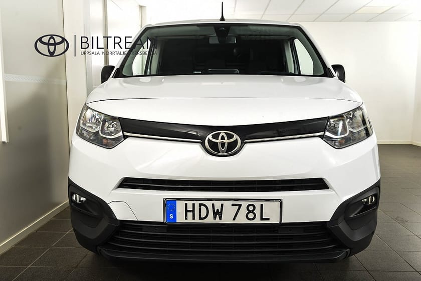 Bild 5 av Toyota ProAce City Long 1,5D Comfort MOMS Drag Backkamera Värmare