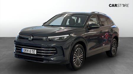 Volkswagen Tiguan eHybrid Elegance 204HK / Kamera / Massage